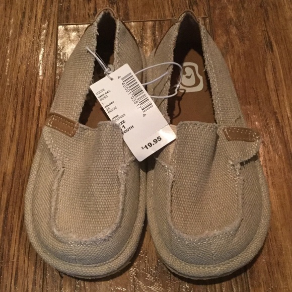 children's place boys shoes